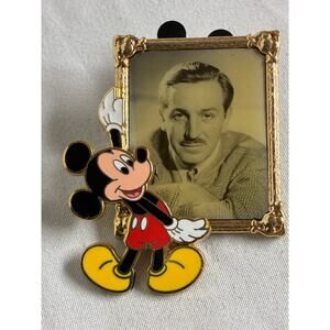 Disney Collector Trading Pin Mickey Mouse Holding Walt Disney Picture Frame 2008